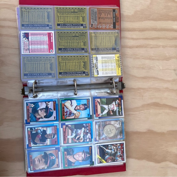 Vintage Baseball Card Collection - Picture 12 of 16